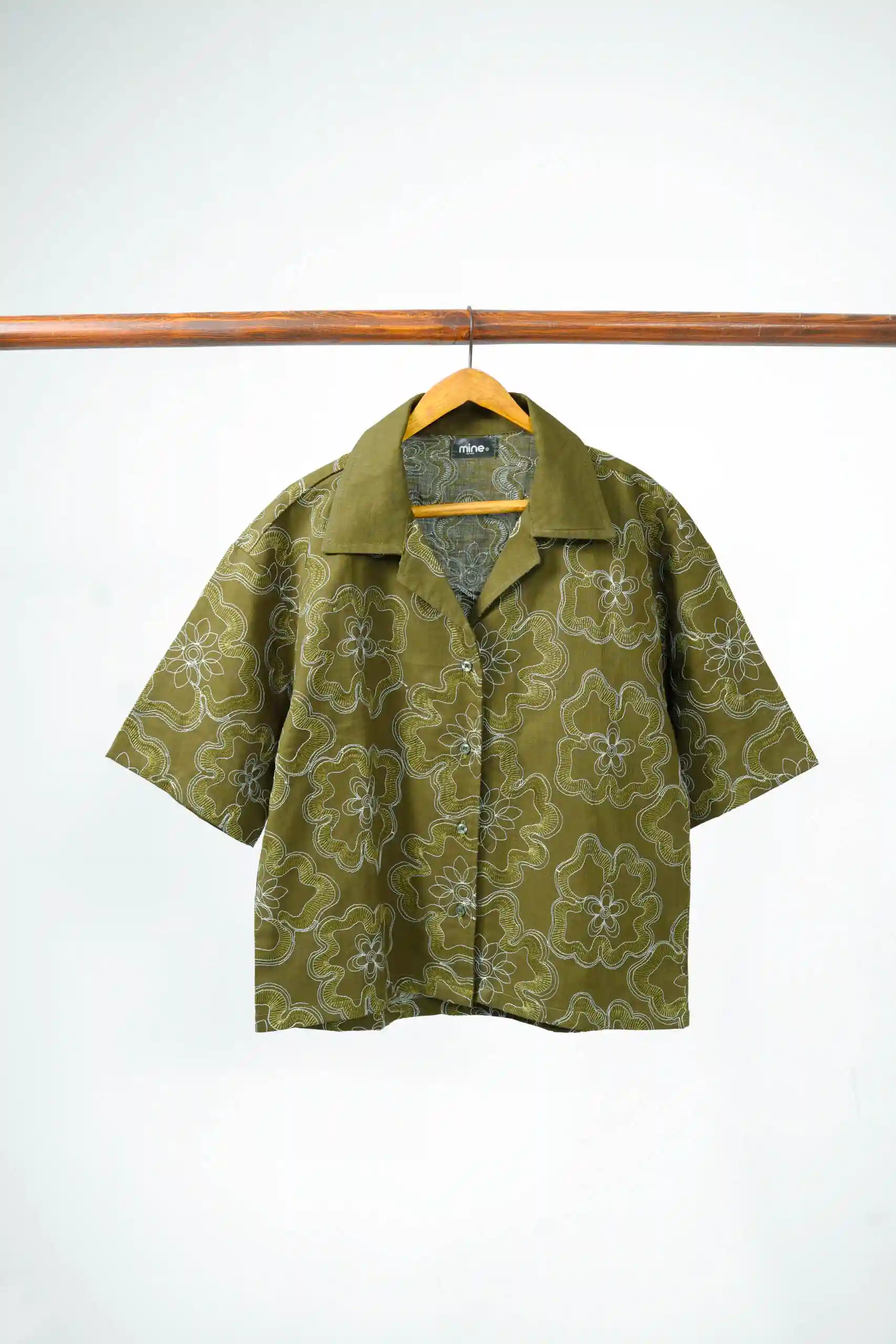 Olive Green Embroidered Cropped Shirt - Image 3